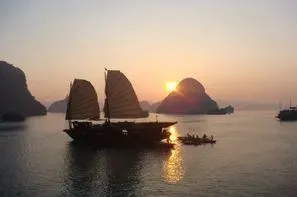 Vietnam-Hanoi, Circuit Vietnam / Cambodge