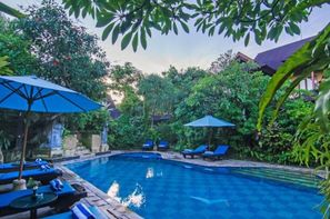 Bali-Denpasar, Combiné hôtels Balnéaire au Sri Phala à Sanur + The Ubud Village Hotel 4*