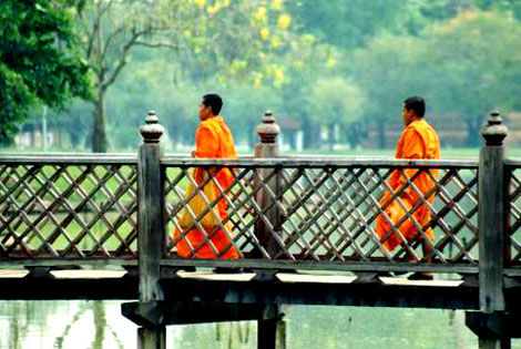 Bonzes - DECOUVERTE DE BANGKOK