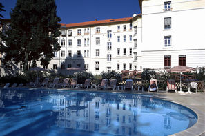 France Centre-La Roche-Posay, Résidence hôtelière Loges du Parc 4*