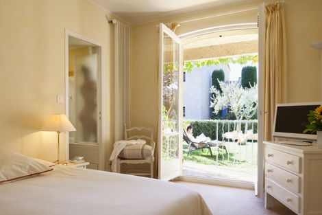 Avis voyageur : France PACA Gréoux-les-Bains Hôtel Mas de la Crémaillère 3* 
