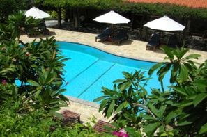 Bali - Denpasar, Hôtel Matahari Terbit à Tanjung Benoa 3*