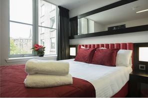 Ecosse-Edimbourg, Hôtel Tune Haymark + Hop On Hop Off - VF 3*