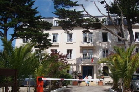 Avis voyageur : France Cote Atlantique Ronce Les Bains Hôtel Grand Hotel de l'embarcadère 2* 