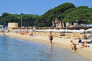 France Provence-Cote d Azur-Frejus, Résidence locative Pierre&Vacances Village Club Les Issambres