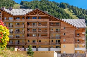 France Provence-Cote d Azur-La Foux D'allos, Résidence avec services Les Cimes du Val d'Allos