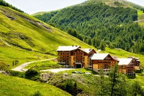 France Provence-Cote d Azur-La Foux D'allos, Résidence avec services Les Balcons du Soleil