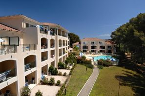 France Provence-Cote d Azur-Six-Fours-les-Plages, Résidence locative Aryana