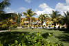 Vue jardin - piscine - façade - Villas Mon Plaisir