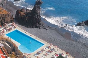Madère-Funchal, Hôtel Orca Praia 3*