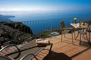 Madère-Funchal, Hôtel Cabo Girao 4*