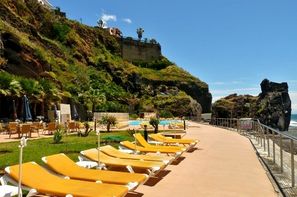 Madère-Funchal, Hôtel Orca Praia 3*