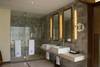 Salle de bain des Water Villas - Paradise Island Resort