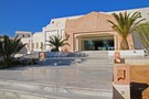 Façade Hôtel Isis & Thalasso 4*