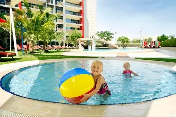 Abu Dhabi : Hôtel Park Arjaan