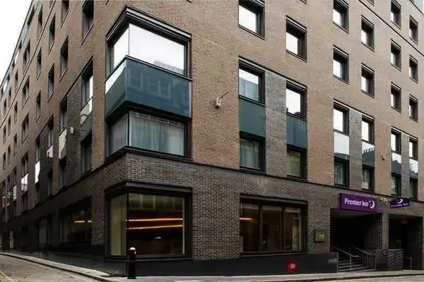 Angleterre : Hôtel Premier Inn London Bank Tower