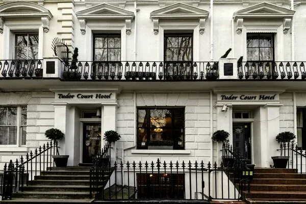 Angleterre : Hôtel Tudor Court Hotel