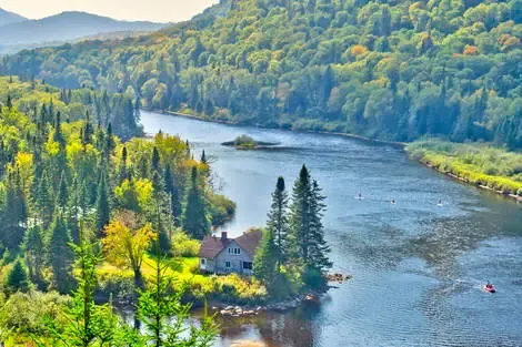 Canada : Autotour Sur les Routes du Québec à la Mauricie en Liberté