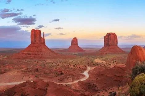 vol+hotel Autotour AUTOTOUR COUP D'OEIL A L'OUEST - ÉCLAIREUR - STD Etats-Unis Los Angeles