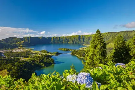 vol+hotel Autotour Sauvage São Miguel en liberté 4* Iles Des Acores Ponta Delgada