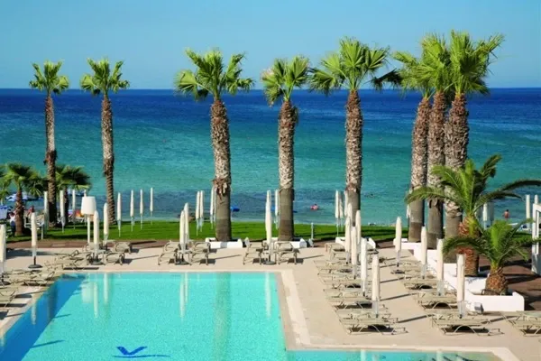 Chypre : Hôtel Vrissiana Beach
