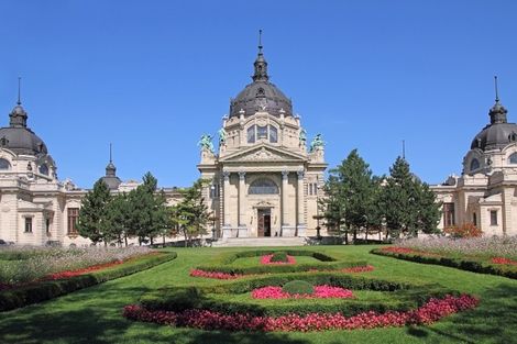 Hongrie-Budapest, Circuit Cap sur la Hongrie 3*