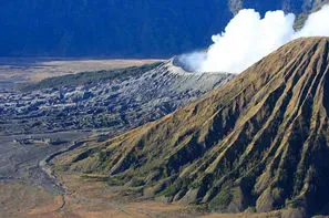 Indonesie-Yogyakarta, Circuit L'Indonésie en Version Originale 3*