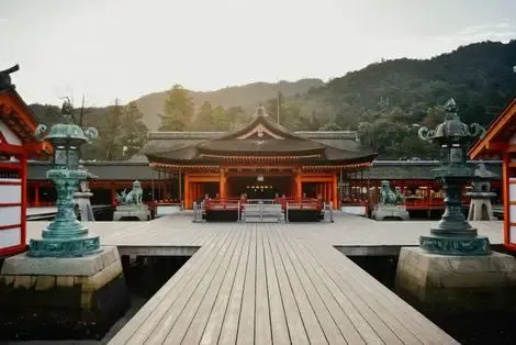 vol+hotel Circuit Voyage en liberté, là où naît le soleil : récit d’un Japon intemporel Japon Osaka