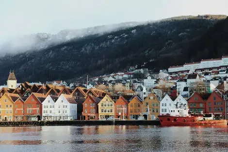vol+hotel Circuit Sous la clarté boréale : le nouvel an au rythme des fjords 4* Norvege Bergen