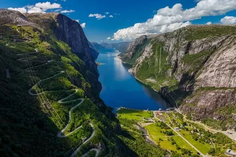 vol+hotel Circuit Vision magique des grands fjords norvégiens 3*/4* Norvege Oslo