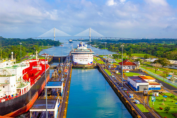 Panama : Circuit Panama - Le Canal trait d'union avec la Nature