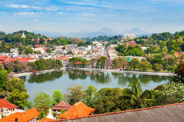 Sri Lanka : Circuit Balade Sri Lankaise en privatif 4* & dusitD2 Feydhoo Maldives by Ôvoyages