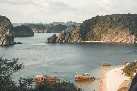 vol+hotel Circuit Murmure d'Asie : l'essence du Vietnam et du Laos 4* Vietnam Hanoi
