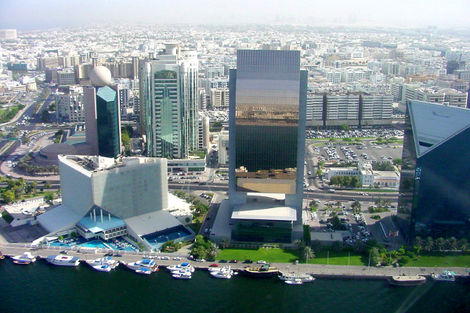 Dubai et les Emirats-Dubai, Combiné circuit et hôtel De Dubaï à Abu Dhabi : les Emirats modernes 4*