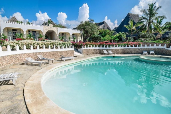 Kenya : Combiné circuit et hôtel Safari Hakuna Matata + Jacaranda Indian Ocean Beach