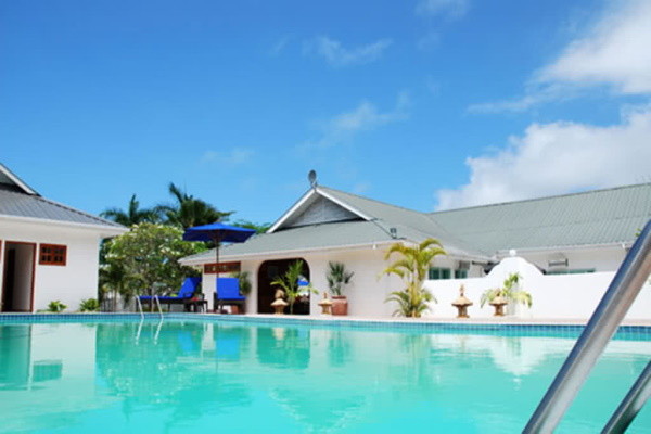 Seychelles : Combiné hôtels 2 Iles : Mahé + Praslin - L'Habitation Cerf Island 3*SUP + The Britannia - 12 Nuits