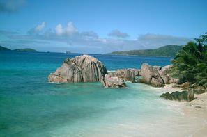 Seychelles-Mahe, Croisière Emeraude + séjour à l'hôtel Berjaya Beau Vallon Bay Resort & Casino 3*