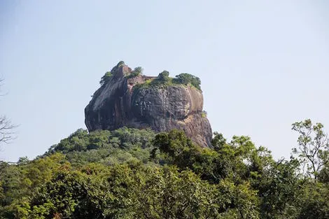 Sri Lanka : Combiné circuit et hôtel Kandy et le thé / Royal Island