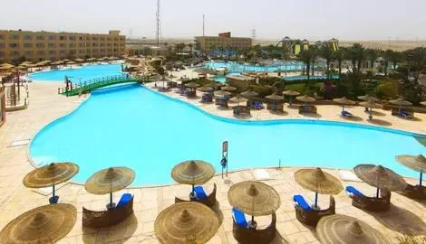 Egypte-Hurghada, Hôtel Titanic Resort & Aqua Park 4*