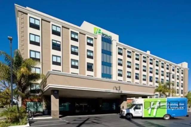 vol+hotel Sejour Holiday Inn Express Los Angeles Airport 3* Etats-Unis Los Angeles