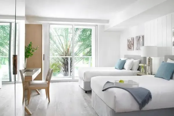 Etats-Unis : Hôtel Grand Beach Hotel Surfside West