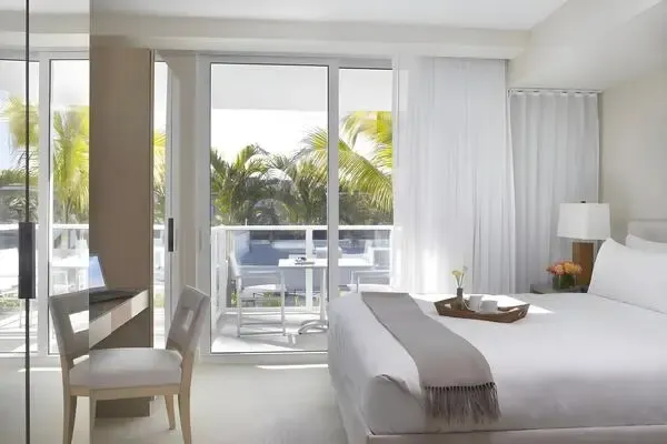 Etats-Unis : Hôtel Grand Beach Hotel Surfside West