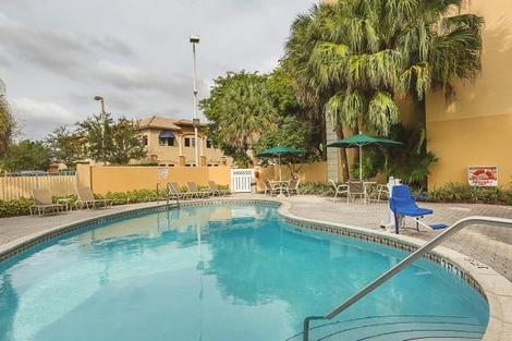 Etats-Unis-Miami, Hôtel La Quinta Inn & Suites Miami Lakes 3*
