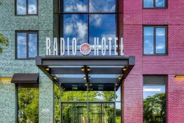 Etats-Unis : Hôtel Radio Hotel