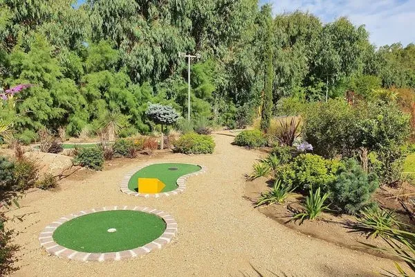 France Corse : Hôtel Camping La Pinede