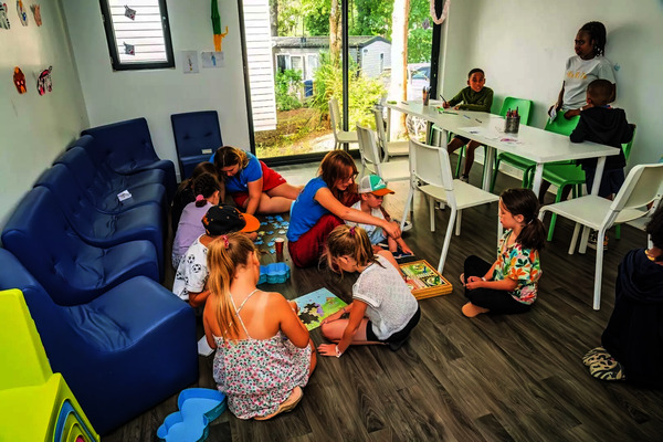 France Cote Atlantique : Camping Les Ajoncs d'Or