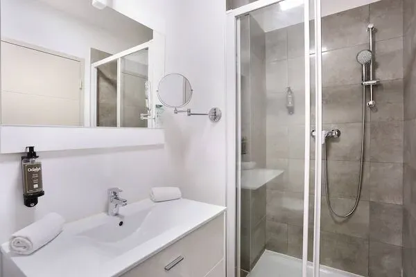 France Midi-Pyrénées : AppartHotel Colombélie