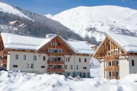 France : Résidence locative LAGRANGE VACANCES LES CHALETS DU GALIBIER