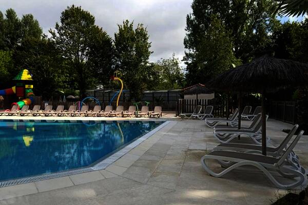 France : Camping Brantôme Peyrelevade