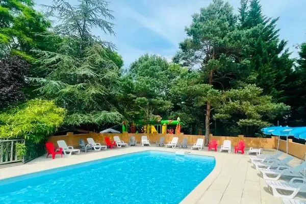 France : Camping Flower Camping la Pibola